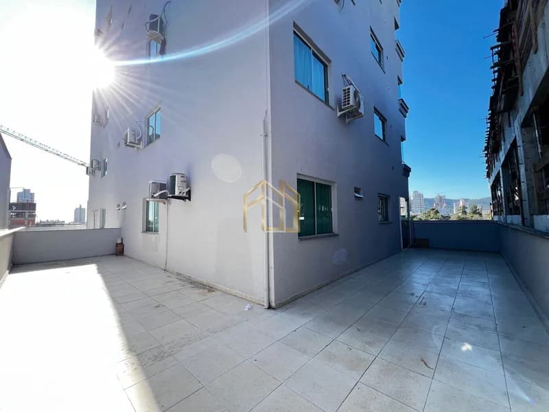 Apartamento 2q em Perequê, Porto Belo SC