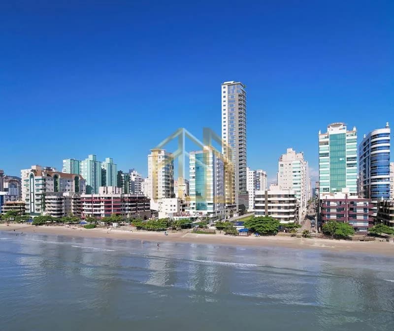 Apartamento 4q em Meia Praia, Itapema SC