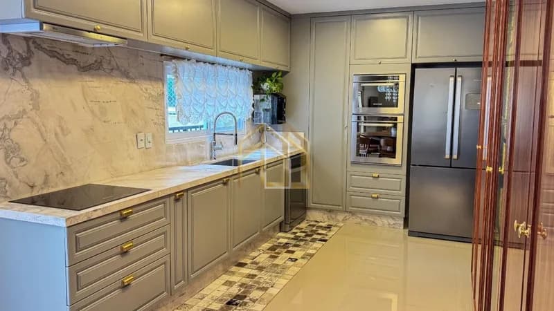 Apartamento 4q em Meia Praia, Itapema SC