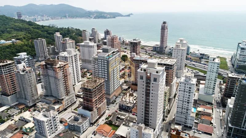 Apartamento 2q em Morretes, Itapema SC