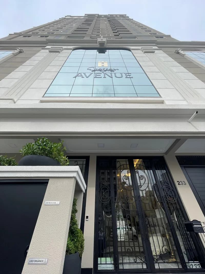 Chateau Avenue 1106