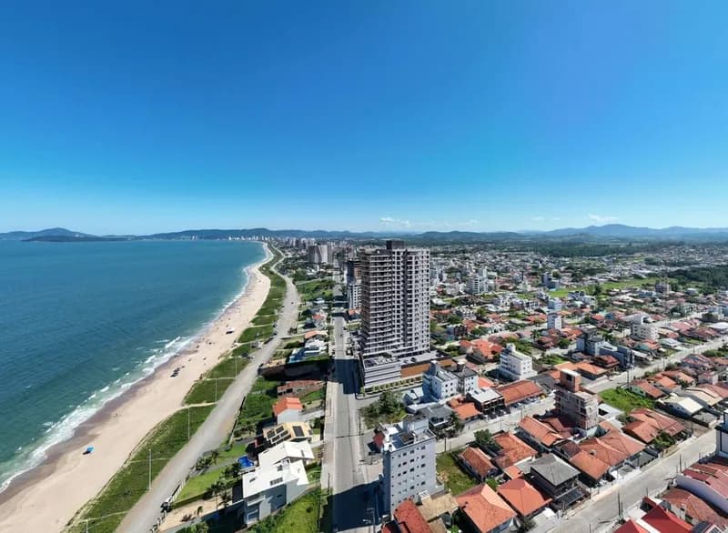 Apartamento 4 dorm. em Centro, Balneário Piçarras/SC · destaque | Família Broker