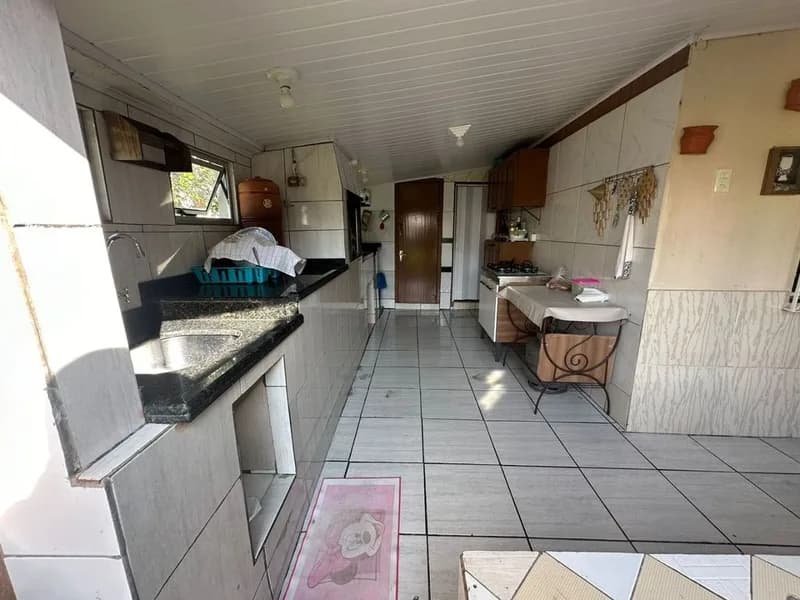 Casa 5 dorm. em Itacolomi, Balneário Piçarras/SC · foto 4 | Família Broker