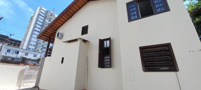 Casa 2 dorm. em Centro, Balneário Piçarras/SC · foto 3 | Família Broker