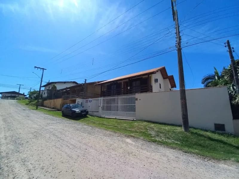 Casa 2 dorm. em Centro, Balneário Piçarras/SC · foto 5 | Família Broker